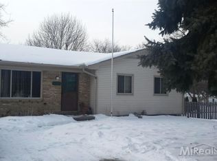 2898 Woodelm Dr, Rochester Hills, MI 48309