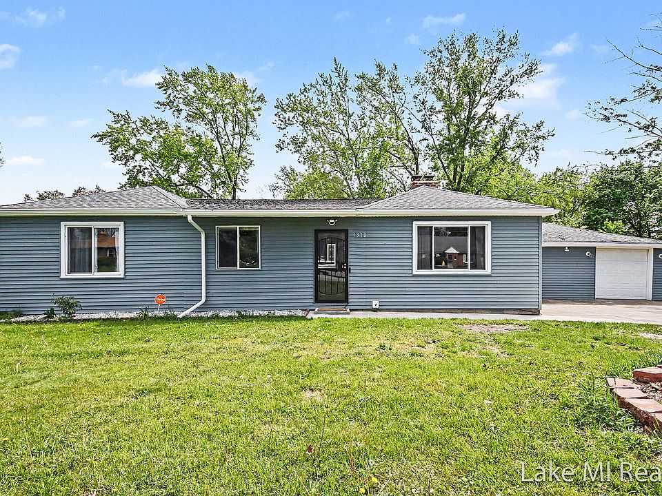 1st image of 1378 36th St SE