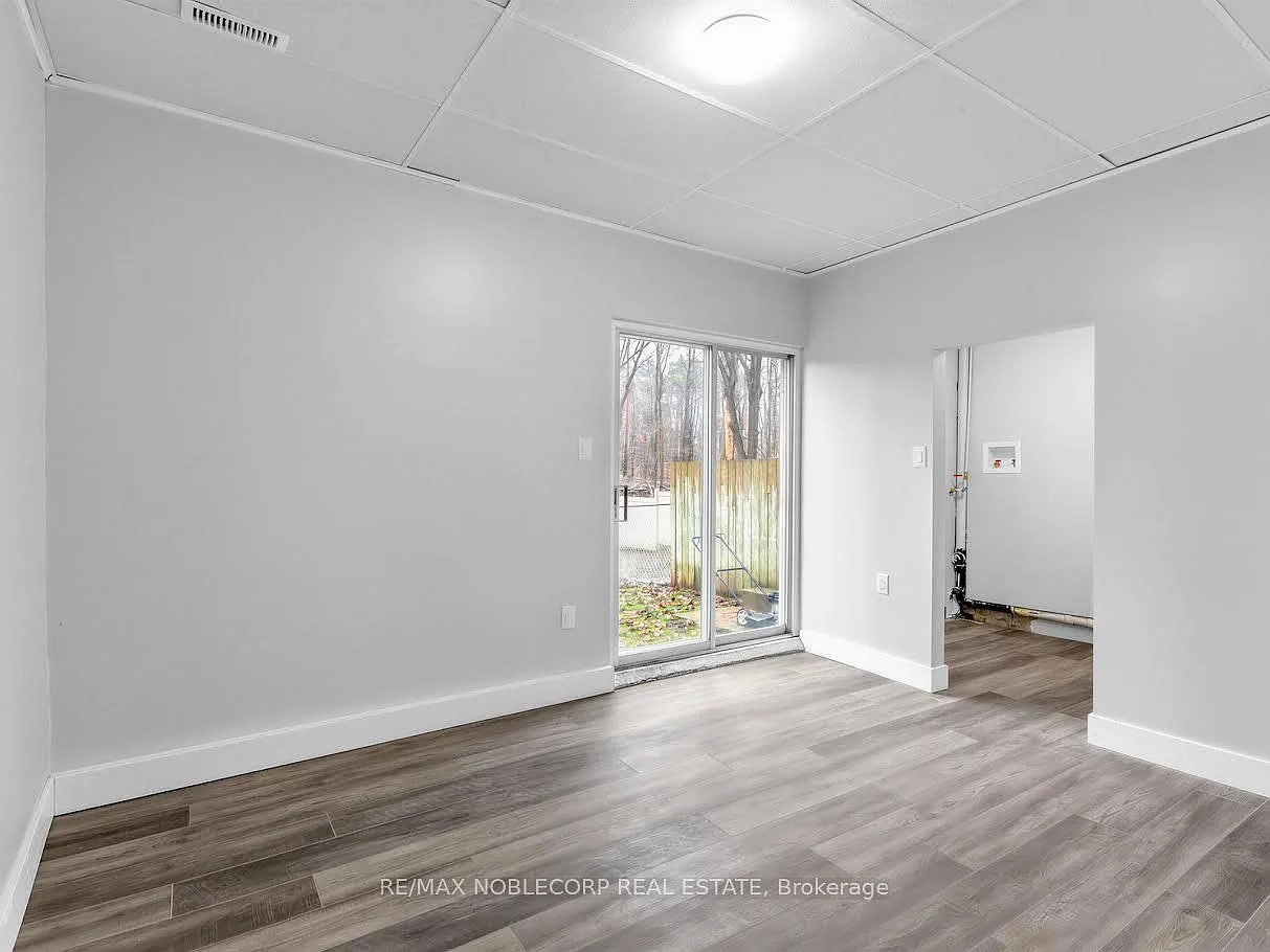1 bed, $1,400 — Photo 2