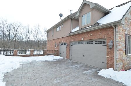 2nd image of 20051 Oakwood Dr