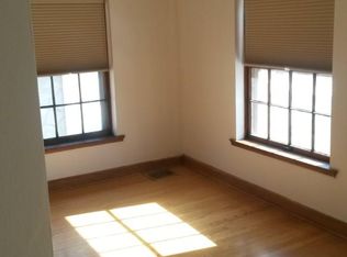 4378 N Wilson Dr APT 5, Shorewood, WI 53211