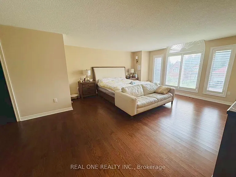 2361 Silverwood Dr — Photo 22