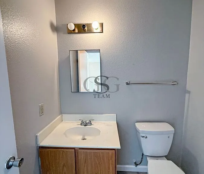 9730 Frost Plain Dr — Photo 21