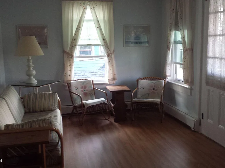 22 Webb Ave #2 — Photo 8