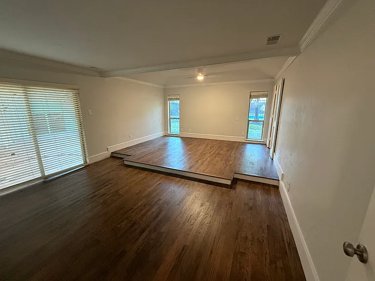 6911 Gateridge Dr — Photo 26