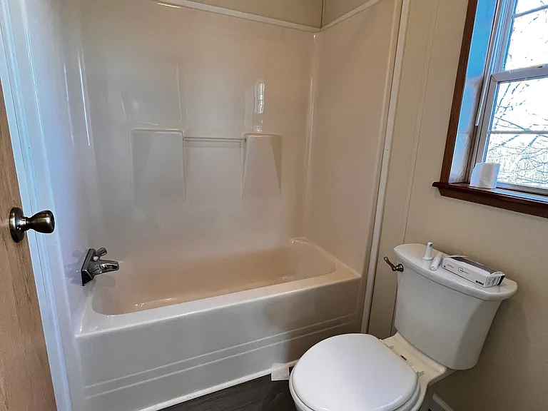 175 Barton Rd #4 — Photo 7