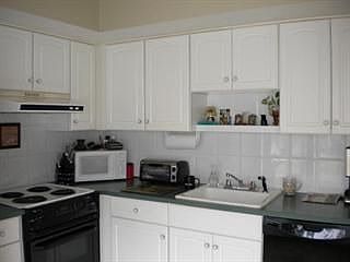 Eat in Kitchen