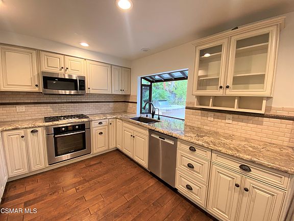 2nd image of 1036 Ashford Ct