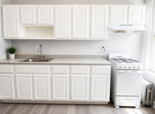 94 Fairmount Ter #418AA, East Orange, NJ 07018