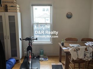 67 Raymond Ave #1R, Somerville, MA 02144