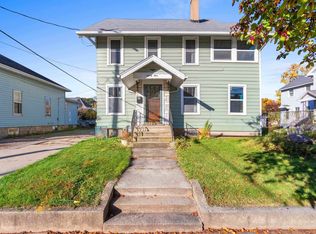 84 Milwaukee St, Menasha, WI 54952