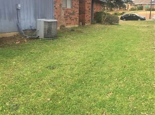 1757 Smokey Hill Dr, Lewisville, TX 75067