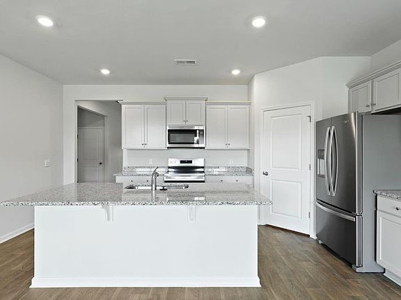 5th image of 113 Cantley Way