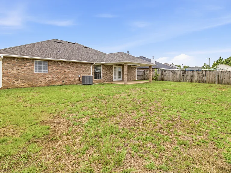 4759 Spears St — Photo 34