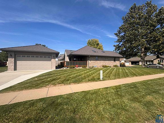 4th image of 3803 Red Bird Ln