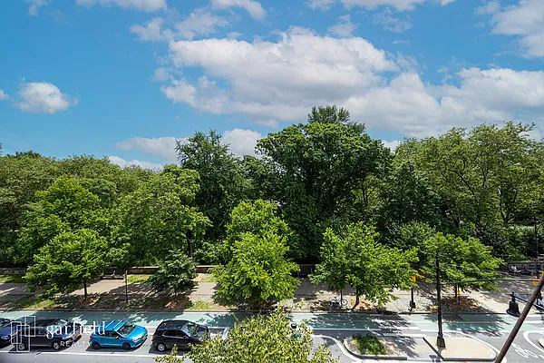 Rented by Garfield Realty  | media 9