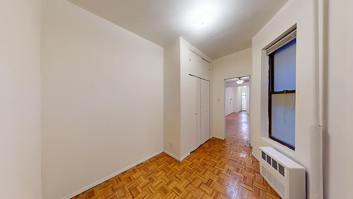 Rented by Bond New York | media 6