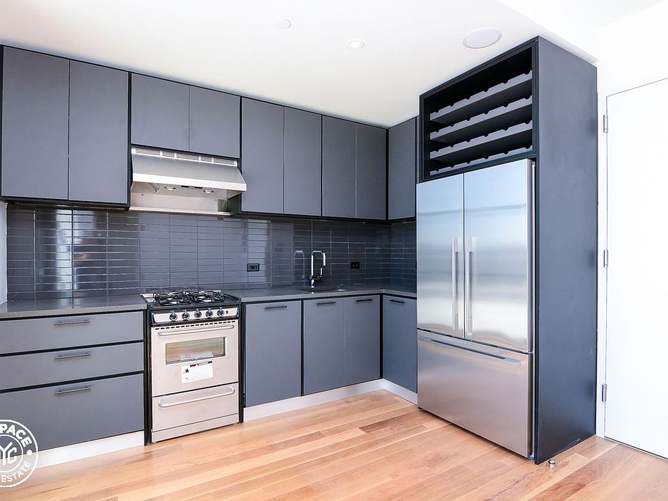 1st image of 608 Franklin Ave #313