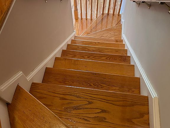 4th image of 122 Centerbrook Road