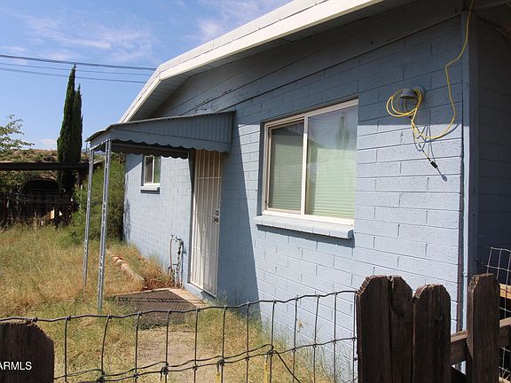 2nd image of 585 W BANKER Avenue
