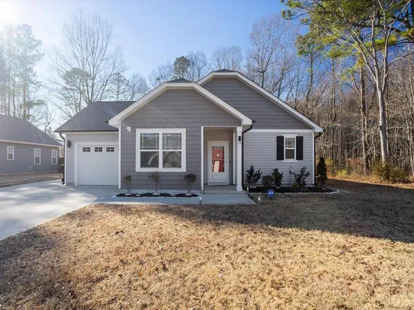 11 Korea St, Franklinton, NC 27525