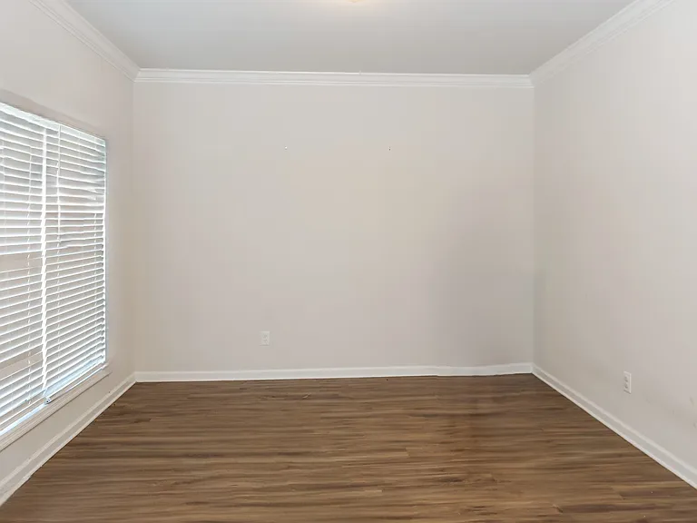12917 Tallulah Dr — Photo 2