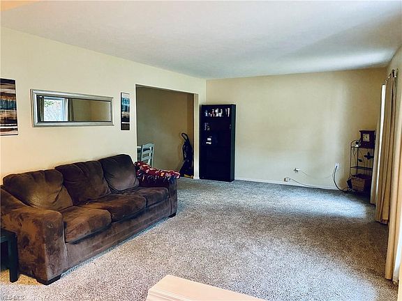 3rd image of 9800 N Bexley Dr