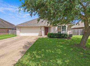 1013 Gardenia St, College Station, TX 77845