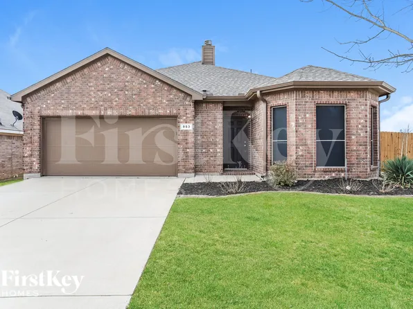 853 Jodie Dr, Weatherford, TX 76087
