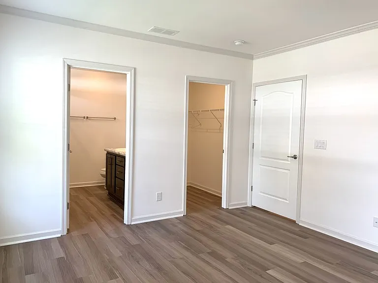 141 Millwood Rd #245 — Photo 15