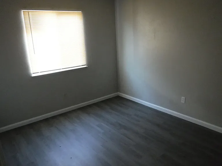 1145 Nadene Dr — Photo 7