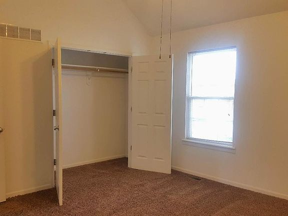 4th image of 2050 Copper Creek Ct