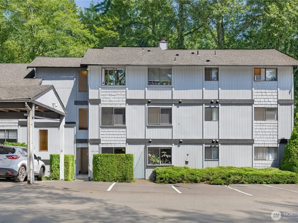 19100 61st Avenue NE, Kenmore, WA 98028
