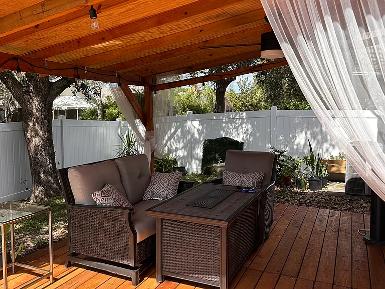 7749 Prospect Hill Cir — Photo 14