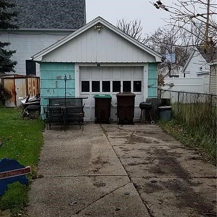 5th image of 88 Franklin Ave