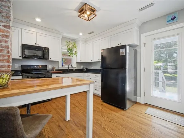 9554 12th Bay St, Norfolk, VA 23518