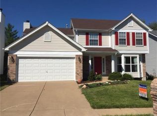 16951 Hickory Forest Ln, Ballwin, MO