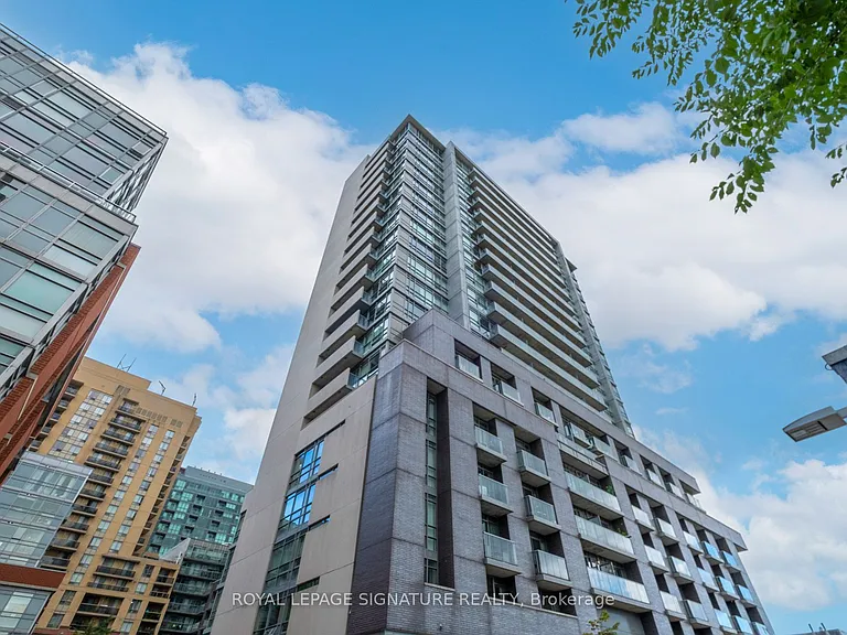 68 Abell St #923 — Photo 25