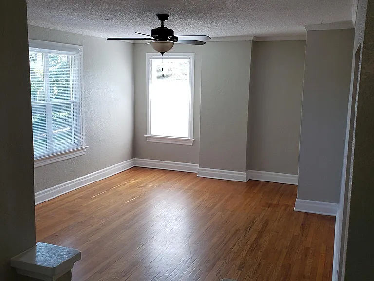 638 E 12th Ave #MAIN LEVEL — Photo 9