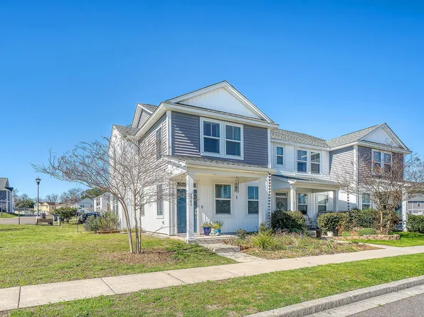 3941 Four Poles Park Dr, North Charleston, SC 29405