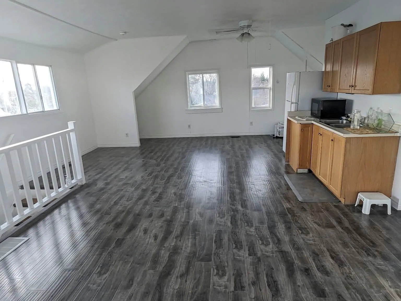 3 bed, $3,200 — Photo 1