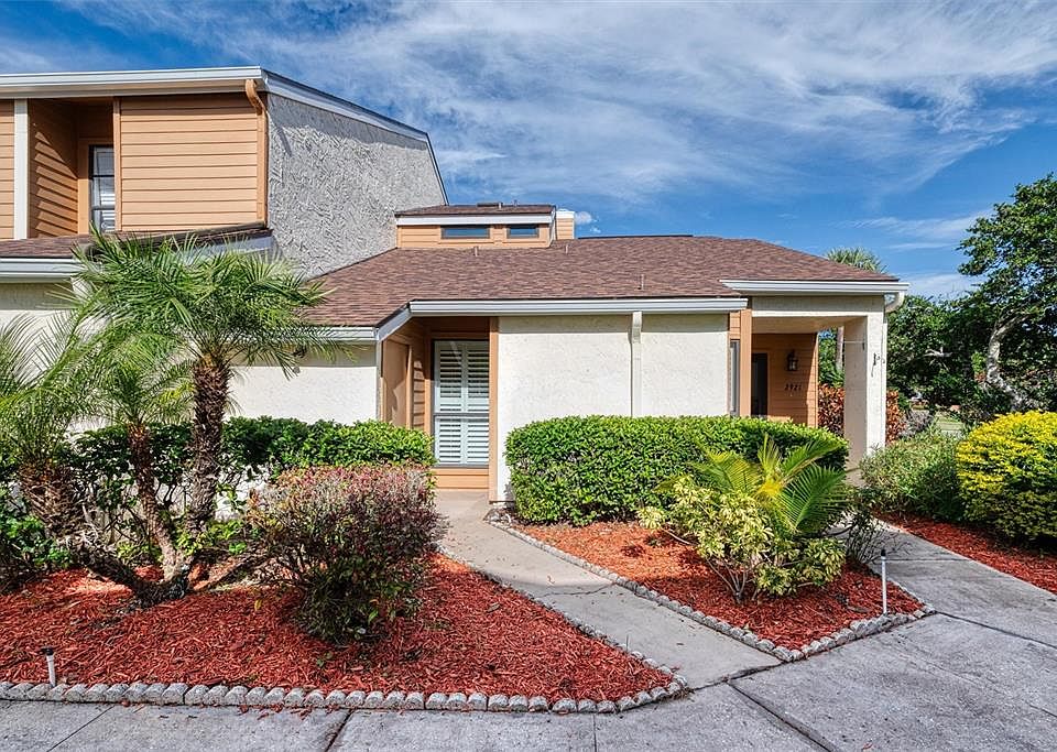 1st image of 2921 CLUBVIEW DRIVE #5L6