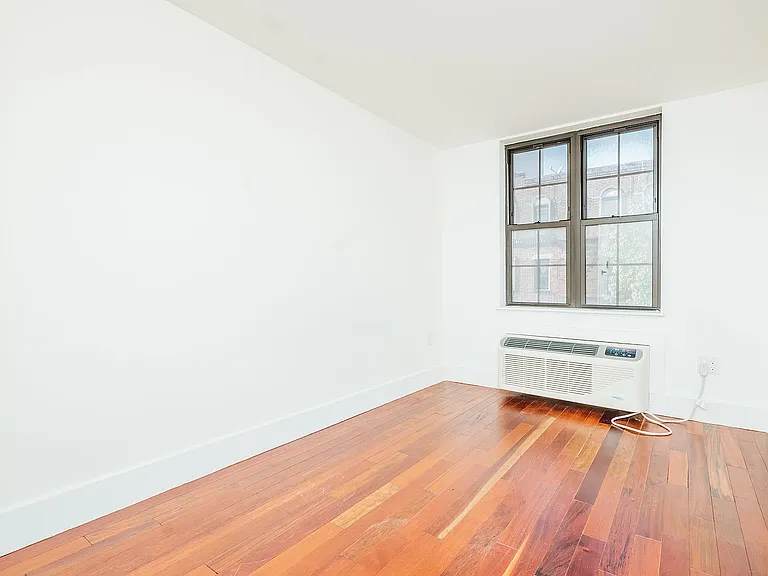 1434 De Kalb Ave #3L — Photo 6