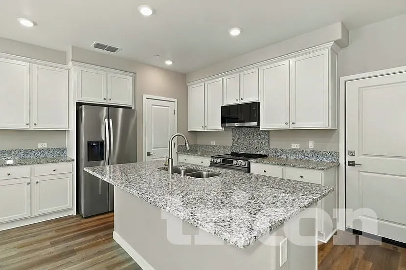 2066 Delta View Ave Sacramento CA — Photo 4