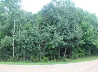 17580 Maple Dr, Saegertown, PA 16433