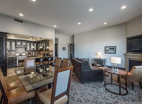 5th image of 2100 W Frostwood Blvd #5178