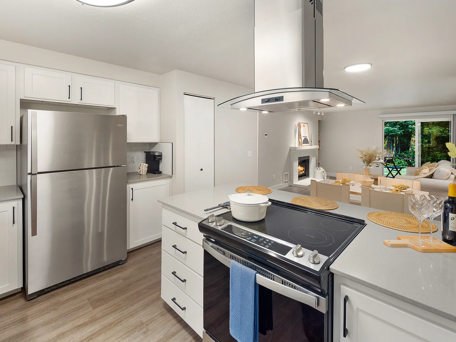 Westvue Apartments — Photo 1