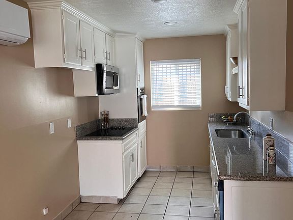 3rd image of 372 N Vecino Dr #3