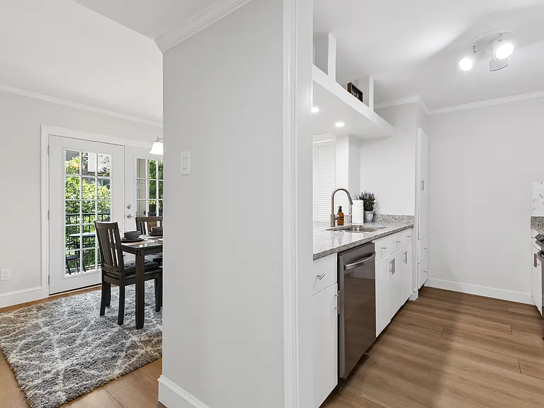 5881 Preston View Blvd #262 — Photo 8