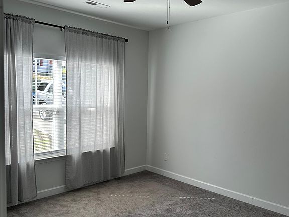 5th image of 420 N Pryor St